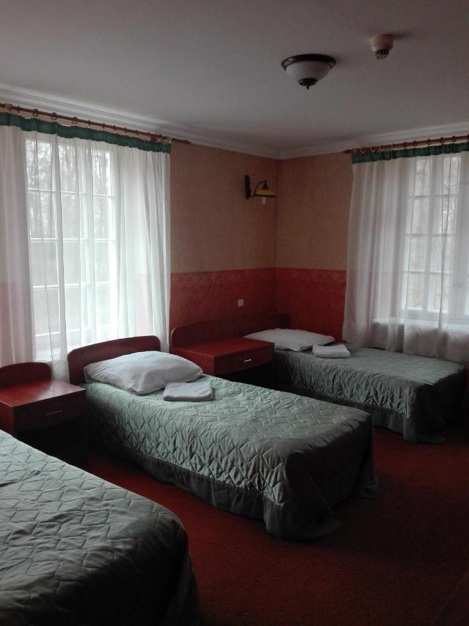 Roskosz Zespol Dworsko Parkowy Bed and Breakfast Biała Podlaska Exteriör bild